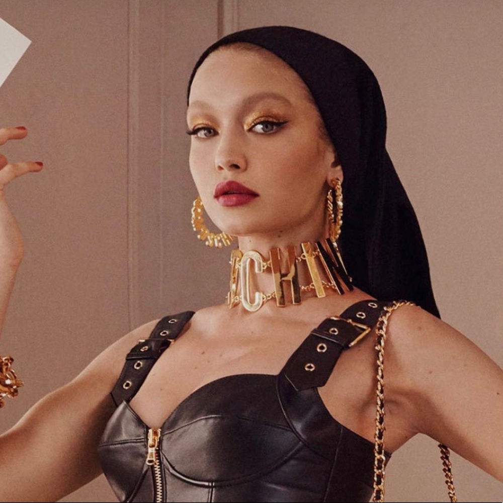 H&M x MOSCHINO LIMITED EDITON LOGO CHOKER NECKLACE